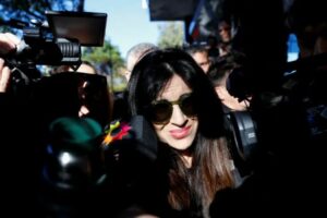 Gianinna Maradona estalla contra los médicos de su padre
