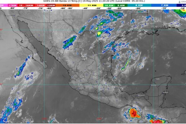 Sigue la onda de calor en México; también se aproxima un frente frío