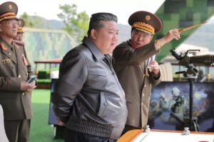 Corea del Norte detiene a tres empleados tras fallido lanzamiento de destructor naval