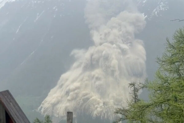 Avalancha sepulta pueblo suizo de Blatten tras colapso glaciar