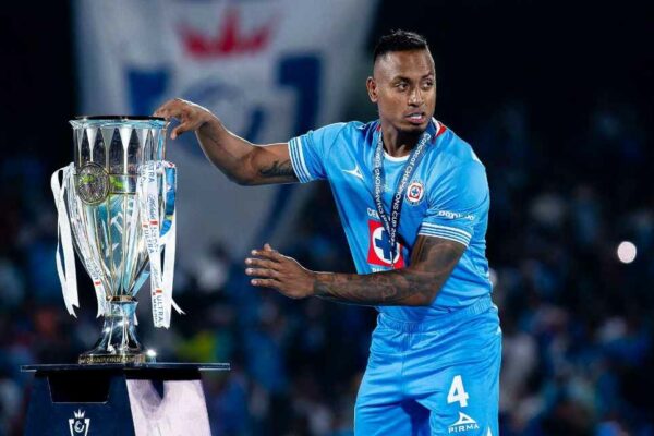 Cruz Azul salva orgullo de Liga MX en escena internacional