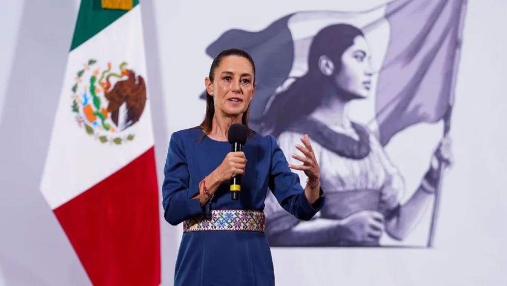 Sheinbaum ofrece a CNTE reducir edad de jubilación