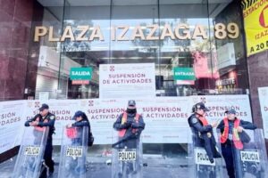 El nuevo giro de Izazaga 89: De productos chinos a las artesanías mexicanas