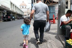 Esta es la actividad gratuita en la CdMx para celebrar el Día del Padre con tacos y lucha libre
