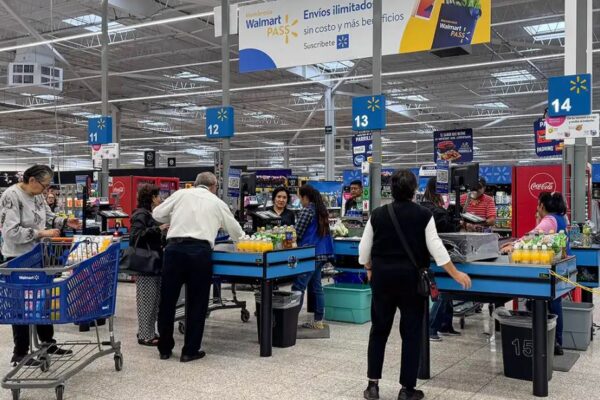 Ley Silla permitirá sentarse a 391 mil trabajadores de Puebla