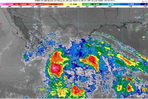 Persisten lluvias y calor extremo en el país