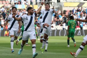 ‘Flaco’ Tena y Guatemala clasifican a los cuartos de final de la Copa Oro por segunda vez consecutiva