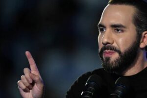 Kilmar Ábrego no fue torturado en megacárcel de El Salvador, asegura Bukele