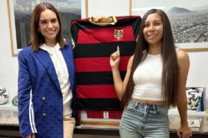 Tania Rincón desmiente fraude por parte de W2M y Escorpión Dorado en Peluche Caligari