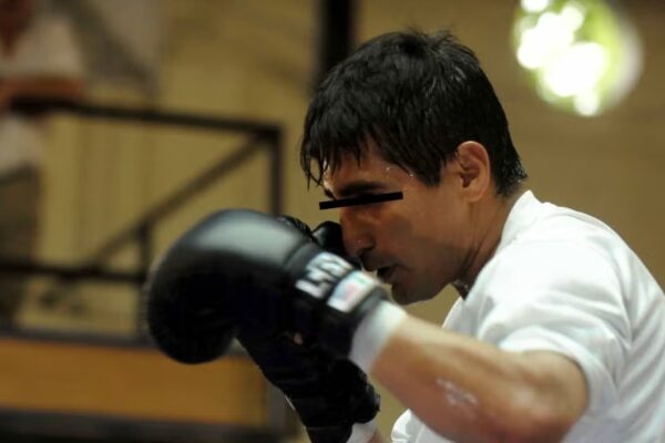 Terrible… Erik Morales es denunciado en Tijuana por abuso