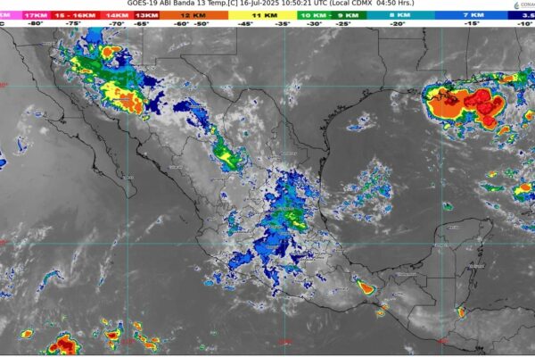 La onda tropical número 12 recorrerá las costas del Pacífico central mexicano