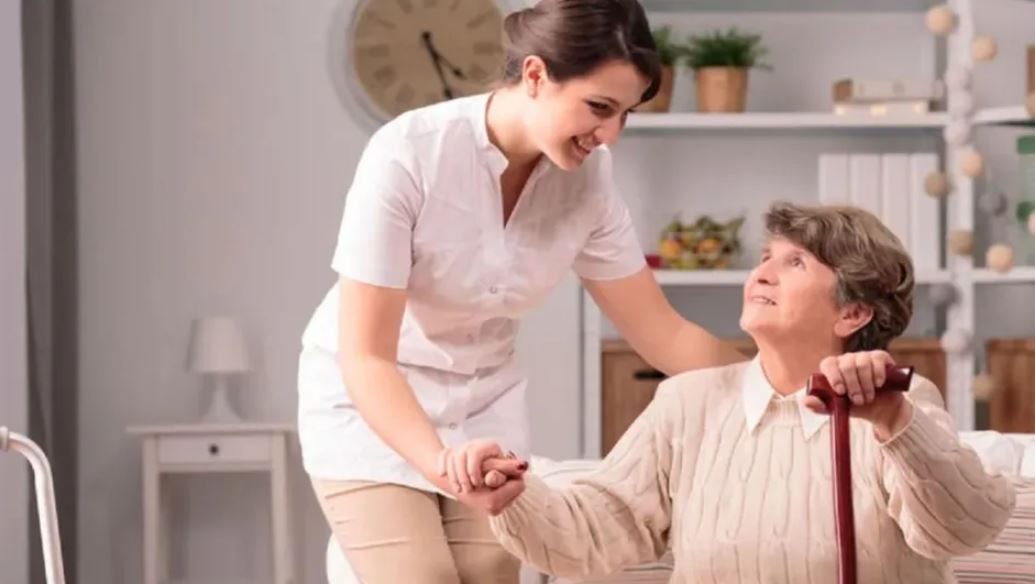 Trabajo de cuidados sin paga, realidad de miles de mujeres