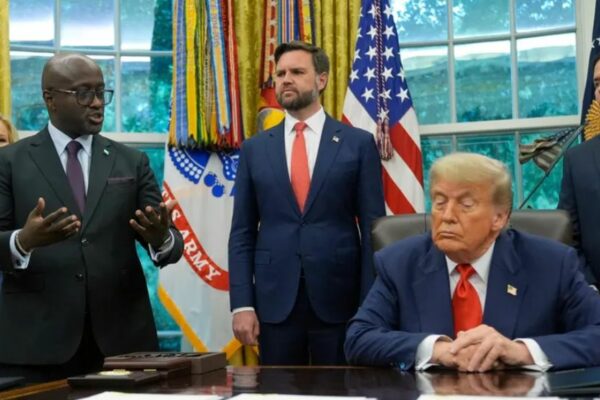 Ruanda recibirá 250 migrantes expulsados por Estados Unidos; algunos poseen antecedentes penales
