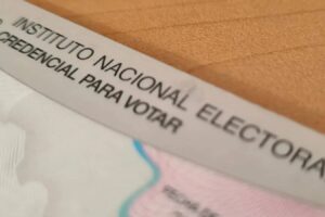 INE actualiza la credencial para votar con mayor seguridad y tecnología