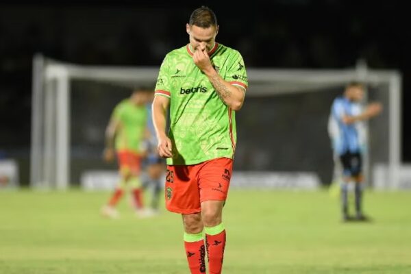 Jesús Dueñas revela pruebas de cómo Juárez falsificó su firma y su contrato