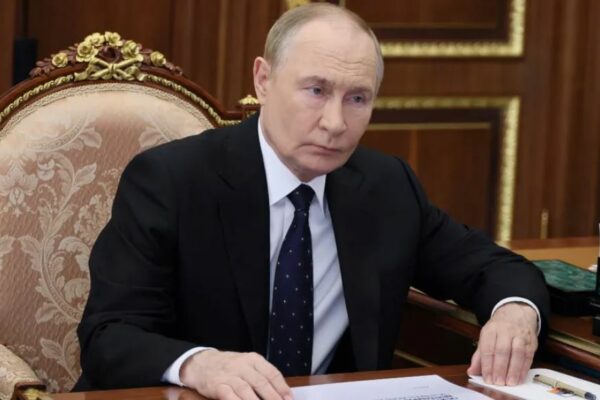 Putin alaba esfuerzo de Trump para alcanzar la paz; sugiere acuerdo sobre armas nucleares