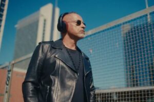 Eros Ramazzotti comparte “Mi día preferido”, el nuevo sencillo que presentará en México como parte de su gira