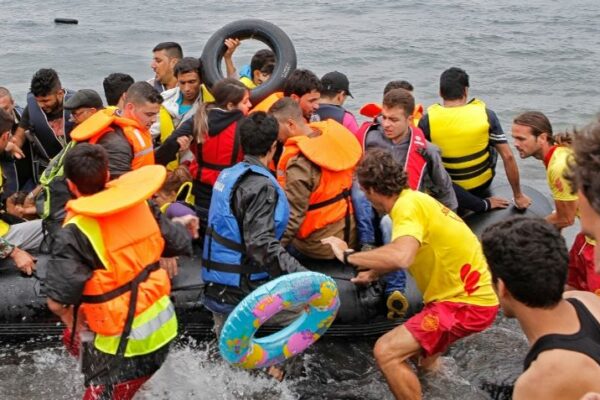 Tres hermanas de 9, 11 y 17 años fueron halladas sin vida dentro de bote de migrantes