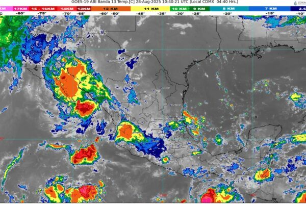 La onda tropical número 27 se desplazará sobre el sureste mexicano