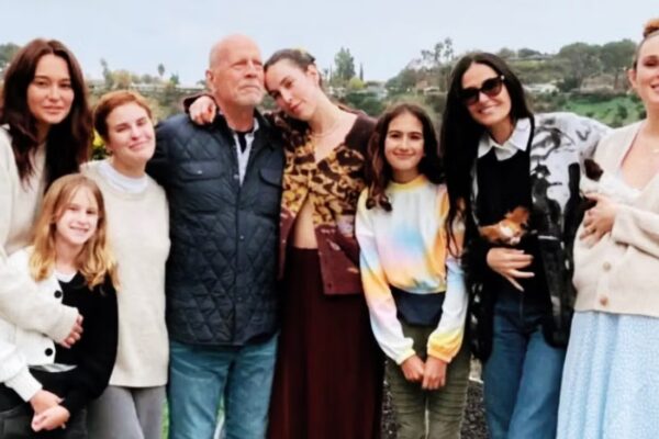 Bruce Willis ya no vive con su familia por la demencia que padece