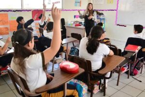 SEP confirma primer puente vacacional en septiembre 2025