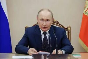Rusia amenaza con atacar a cualquier tropa europea enviada a Ucrania