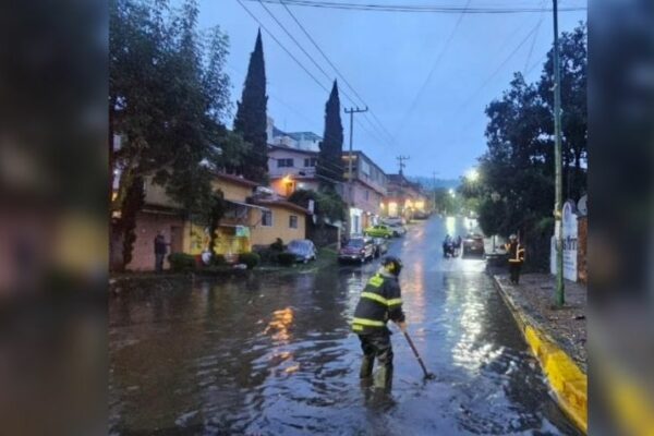 Adulta mayor pierde la vida tras inundación en Tlalpan