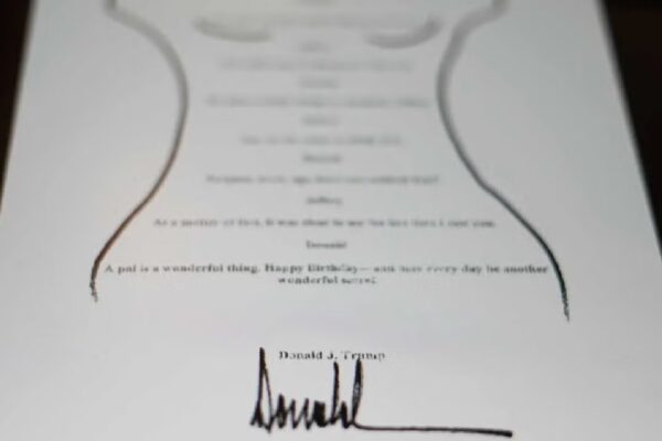 ‍Revelan carta de cumpleaños de Trump a Jeffrey Epstein que incluye comprometedor dibujo de mujer