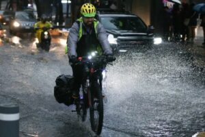 Activan alerta púrpura y roja en CdMx por fuertes lluvias