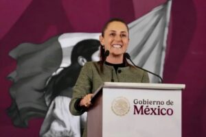 Claudia Sheinbaum anuncia cierre de gira informativa en el Zócalo de CdMx; será el 05 de octubre