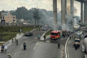 Sube a 28 la cifra de muertos tras explosión de pipa de gas en Puente de La Concordia