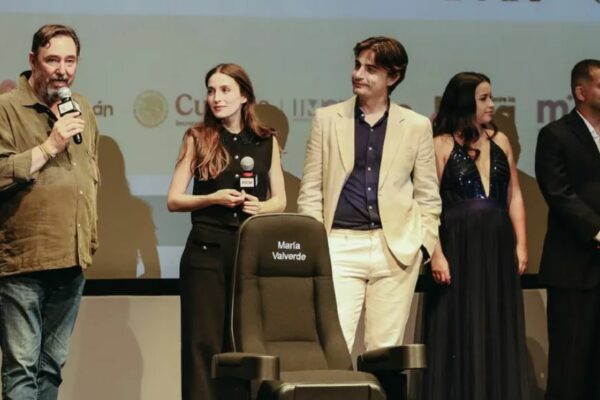 Borrador María Valverde, protagonista de ‘Tres metros sobre el cielo’, debuta como directora en el Festival de Cine de Morelia