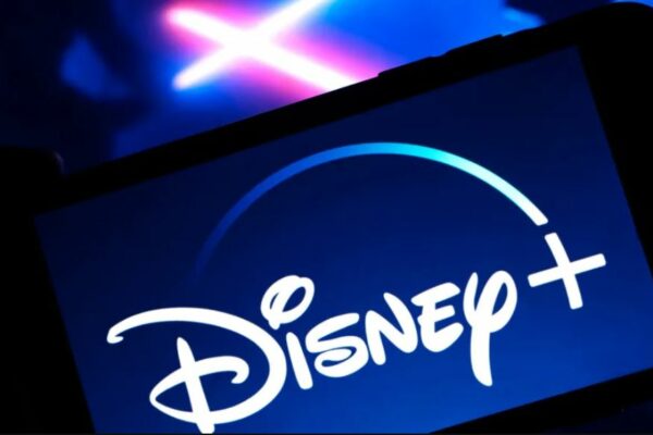 ¡Con Mickey y sus amigos! Widex y Disney lanzarán audífonos para niños con deficiencia auditiva