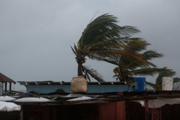 Huracán Melissa se convierte en categoría 5 y amenaza con impacto histórico en Jamaica
