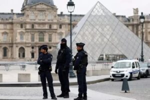 Robo del Louvre: los detenidos no pertenecen al crimen organizado, revela la fiscalía de París