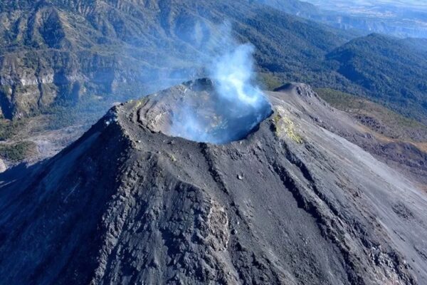 IA ayuda a predecir erupciones volcánicas hasta 12 horas antes