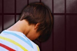 A partir de los 13 años de edad, menores que cometan asesinatos o atentados irán a la cárcel