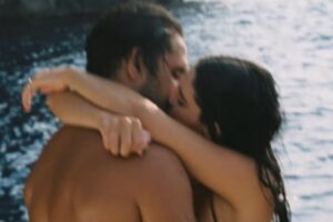 ¡Interesante! Ex de Chicharito presume a su nueva pareja: “El hombre que necesito”