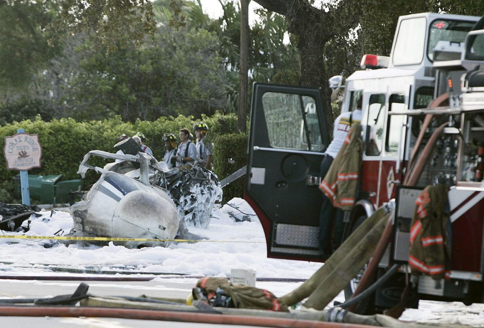 Dos personas sin vida tras caer un avión en Florida con ayuda para damnificados del huracán Melissa