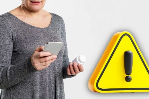 Cofepris alerta por venta ilegal de 12 medicamentos en apps móviles