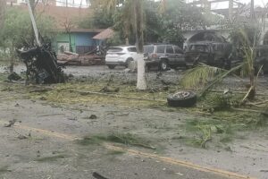 FGR precisa que explosión de vehículo en Coahuayana se investiga por delincuencia organizada