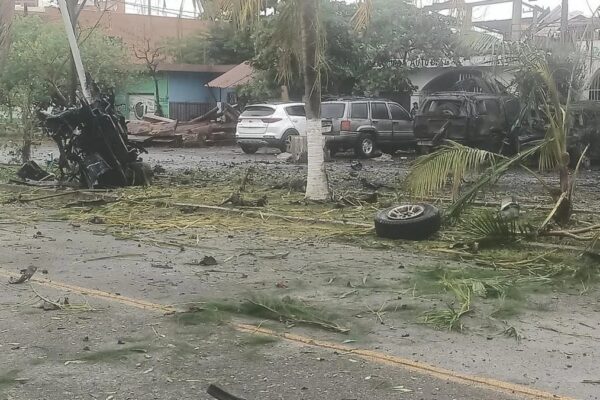 FGR precisa que explosión de vehículo en Coahuayana se investiga por delincuencia organizada