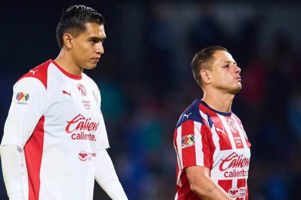 Chicharito Hernández se va de Chivas