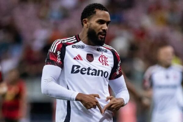 Juninho Vieira, campeón de la Libertadores con Flamengo, cerca de firmar con Pumas para el Clausura 2026