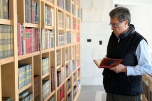 Ricardo Monreal impulsa la formación política de jóvenes en la Cámara de Diputados