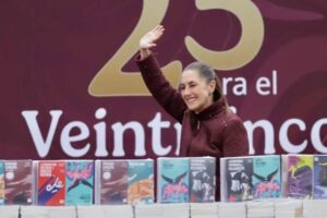Claudia Sheinbaum inicia entrega gratuita de libros a jóvenes en México y otros países: “Es hermoso regalar”