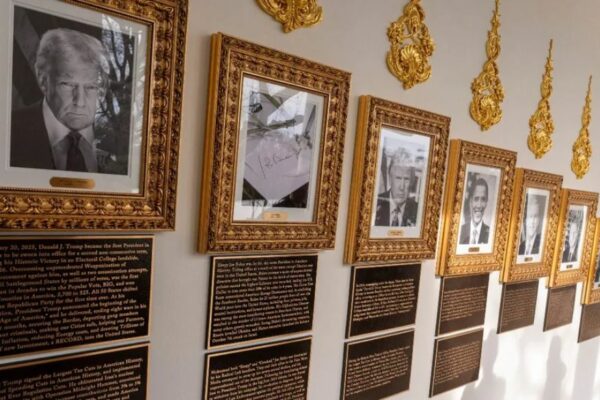 Donald Trump denuesta a expresidentes Biden y Obama en ‘Paseo de la Fama’ de la Casa Blanca