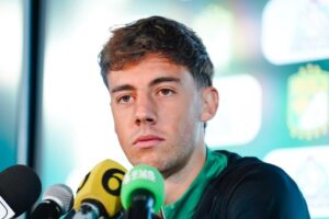 Valentín Gauthier sigue concentrado en León a pesar de rumores sobre su salida: “No hay nada oficial”