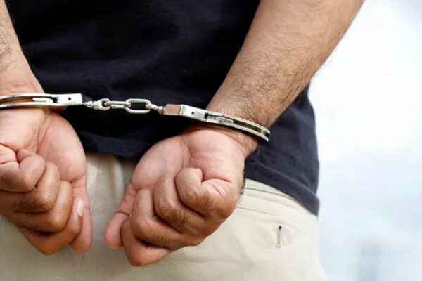 México extradita a Estados Unidos a hombre acusado de traficar fentanilo y otro por abuso sëxuäl