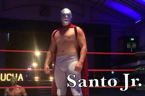 Santo Jr encabeza magna función de lucha libre en la Plaza de Toros Lerdo